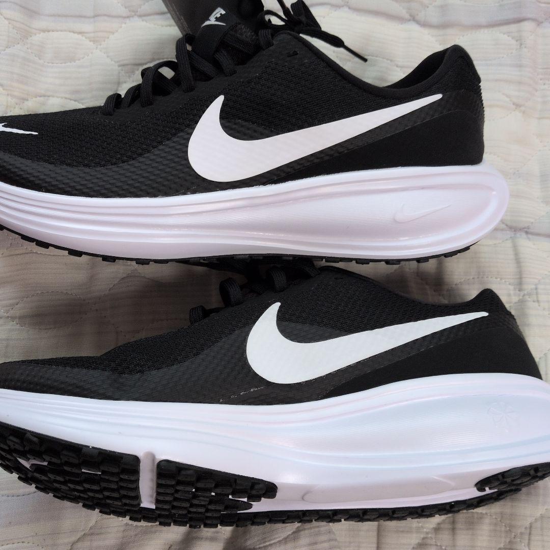 NIKE REVOLUTION ８ ブラック スニーカー — image 5
