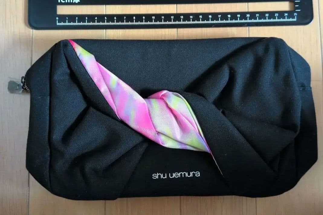 【新品・未使用】shu uemura　ノベリティ　ポーチ — image 2