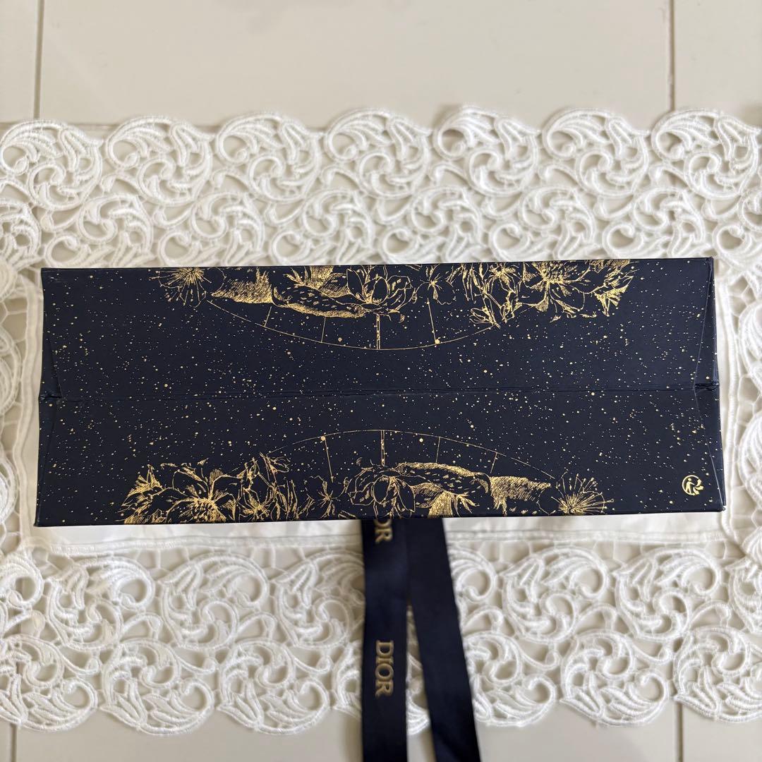【Dior】ディオール ショップ袋+ギフトボックス　2点セット 星座柄 — image 4