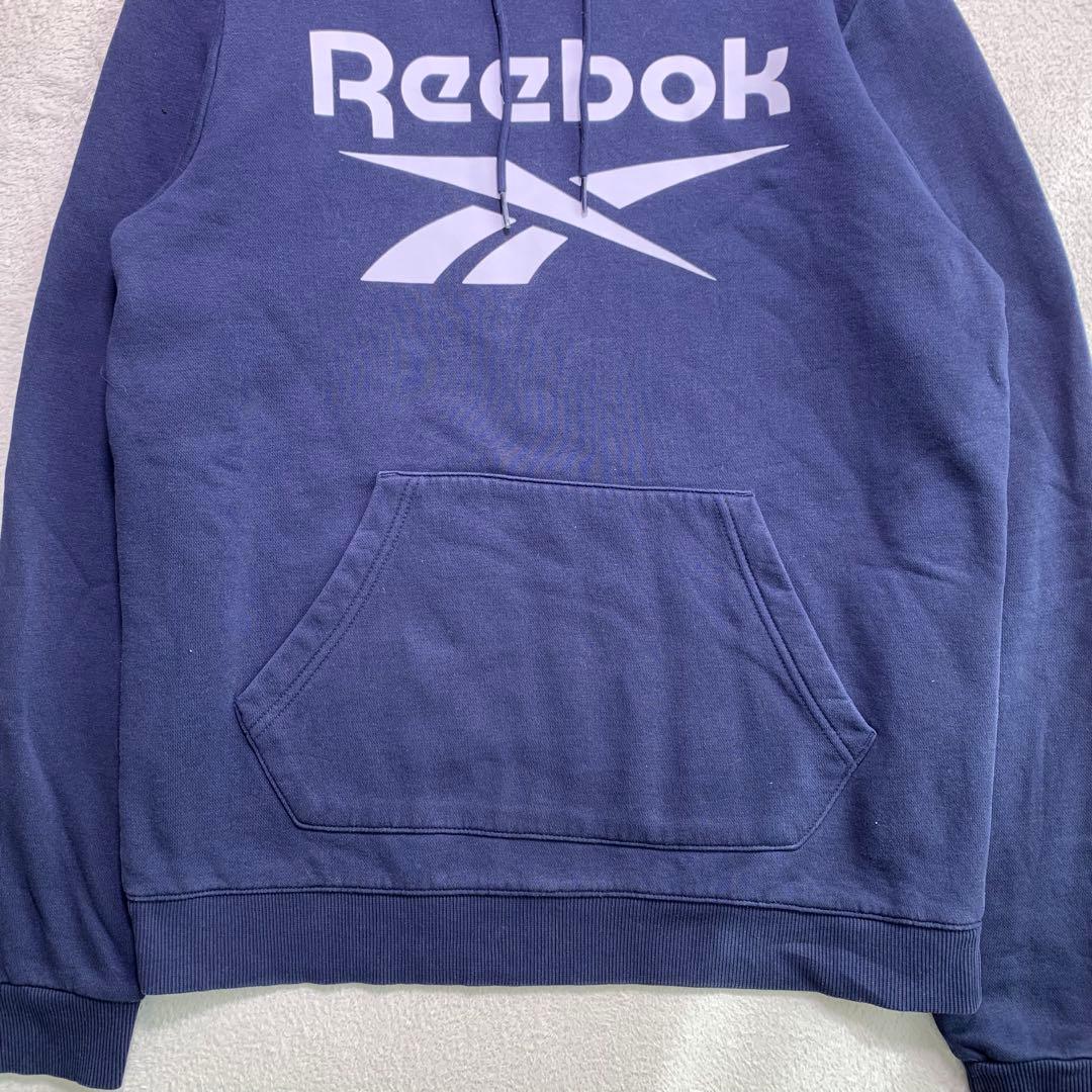F1384　【即購入OK】　Reebok　ビッグロゴパーカー　サイズM　ネイビー — image 4