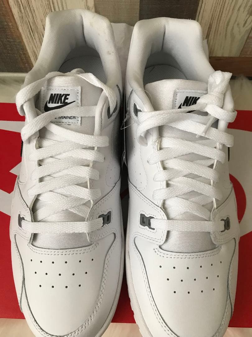 【未使用】NIKE（ナイキ）スニーカー28cm — image 2