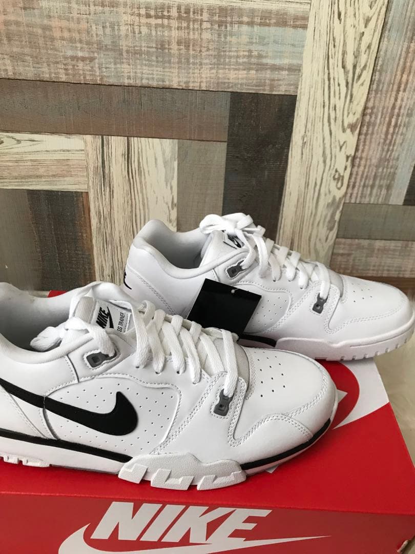 【未使用】NIKE（ナイキ）スニーカー28cm — image 5