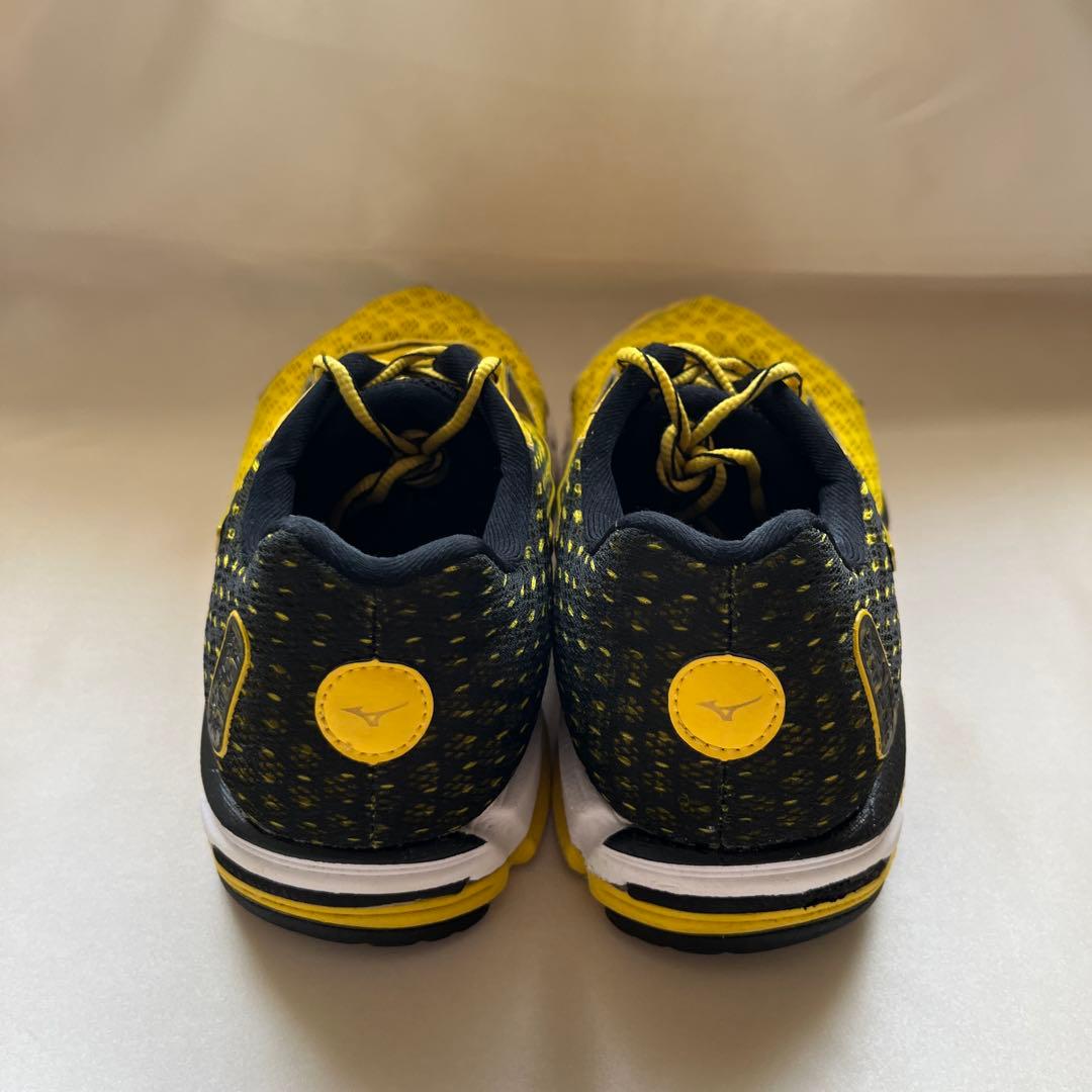 MIZUNO ランニングシューズ イエロー ブラック — image 3