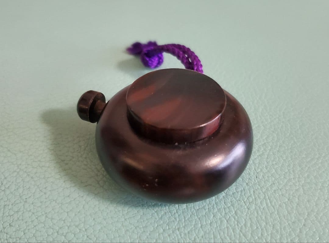 香合　塗香入れ　黒檀 — image 2