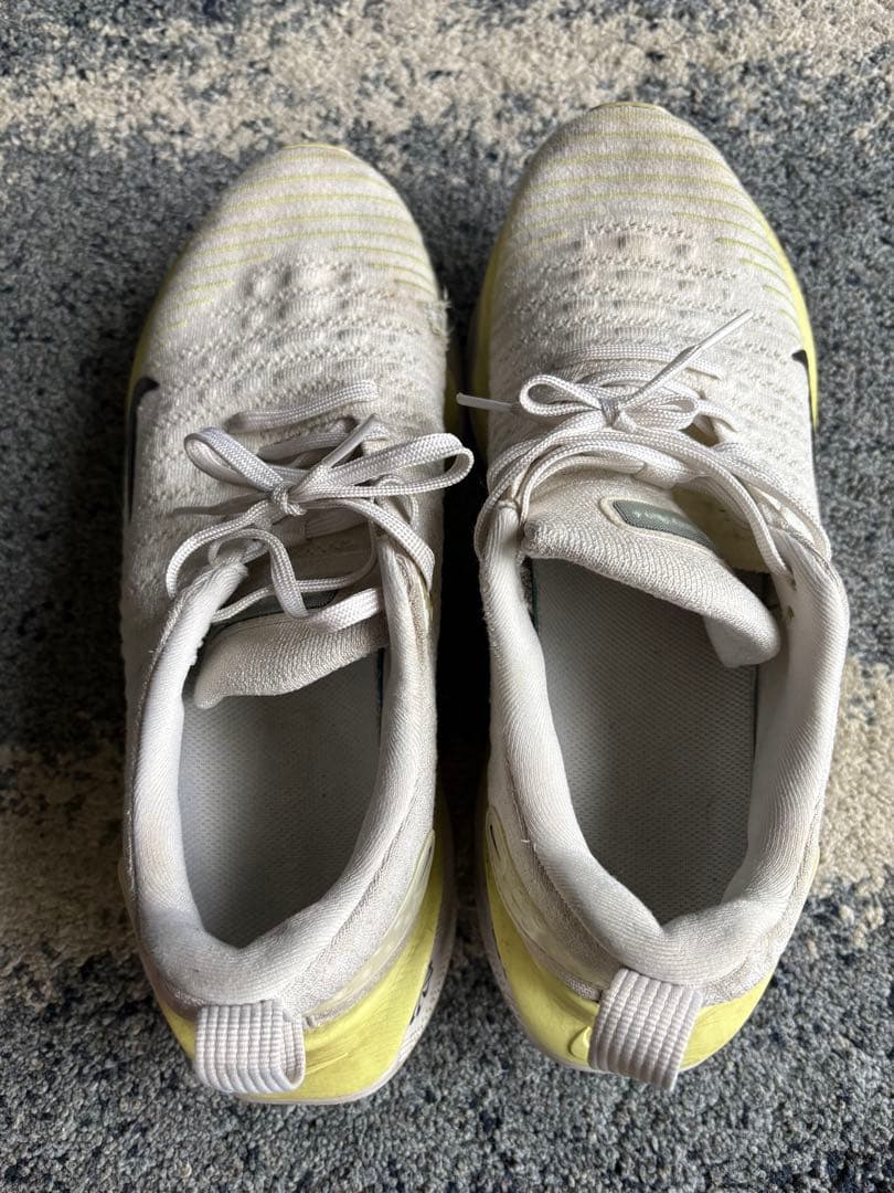 Nike Infinity Run 4 スニーカー ホワイト イエロー — image 2