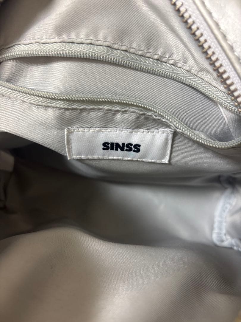【美品】SINSS 2wayミニボストンバッグ（長さ調節可能） — image 4