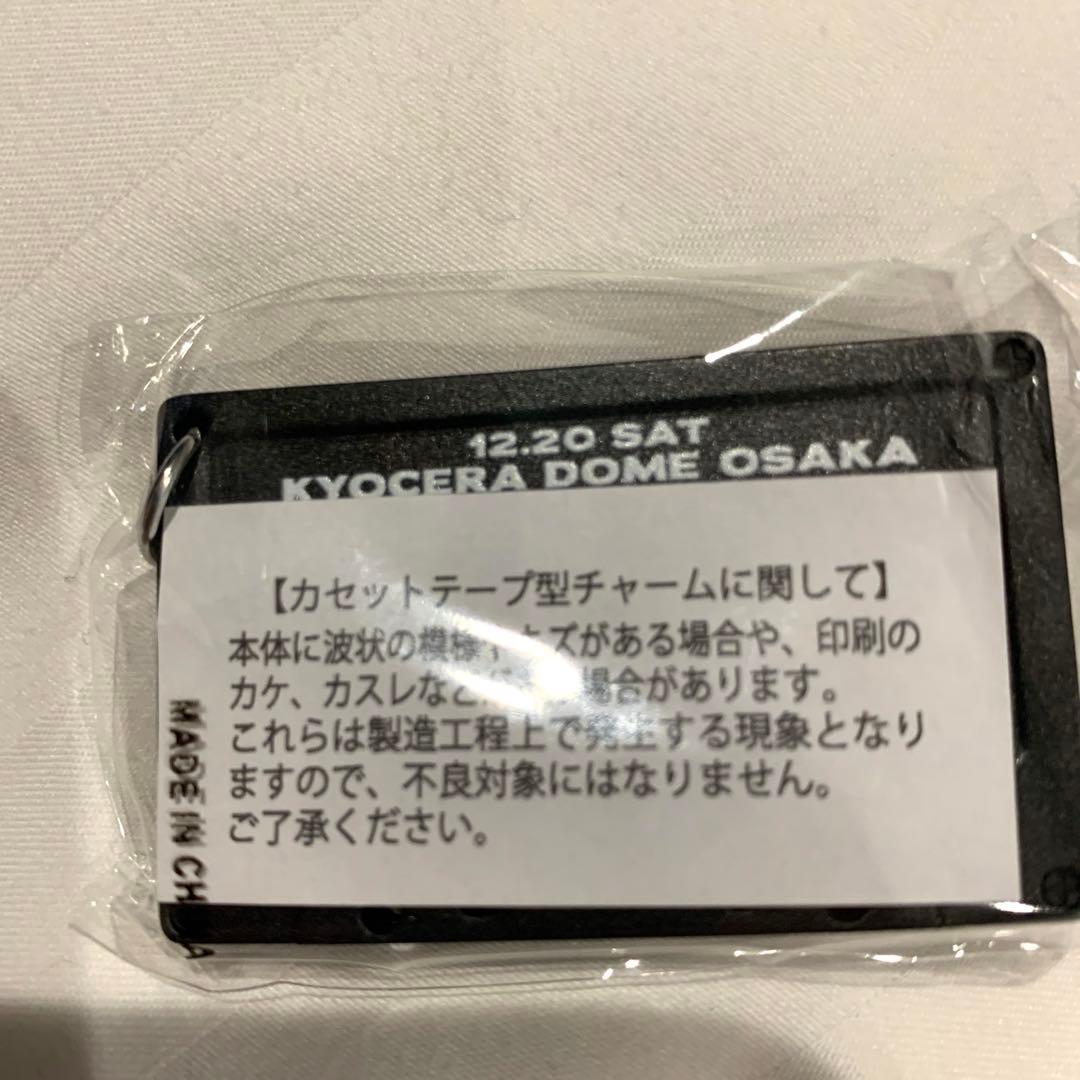 B’z LIVE GYM 2025 FYOP 12/20限定 カセットチャーム — image 2