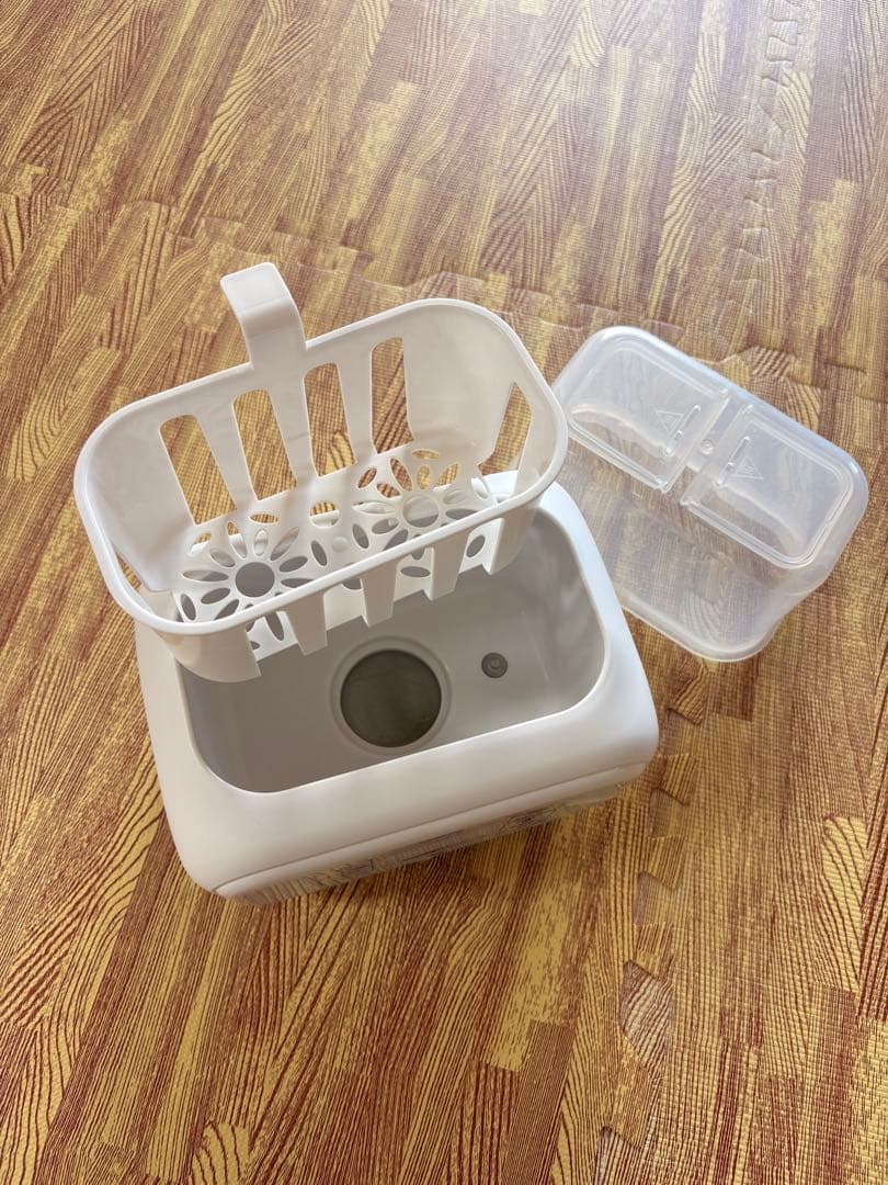 LARUTAN 哺乳瓶ウォーマー 消毒器 多機能 — image 4