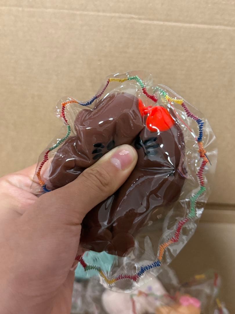 面白い系　チョコレート風 スクイーズ — image 3