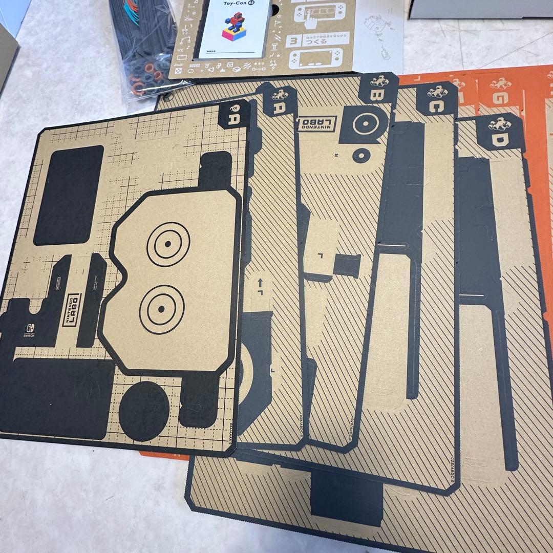 Nintendo Labo Toy-Con 02: Robot Kit — image 5