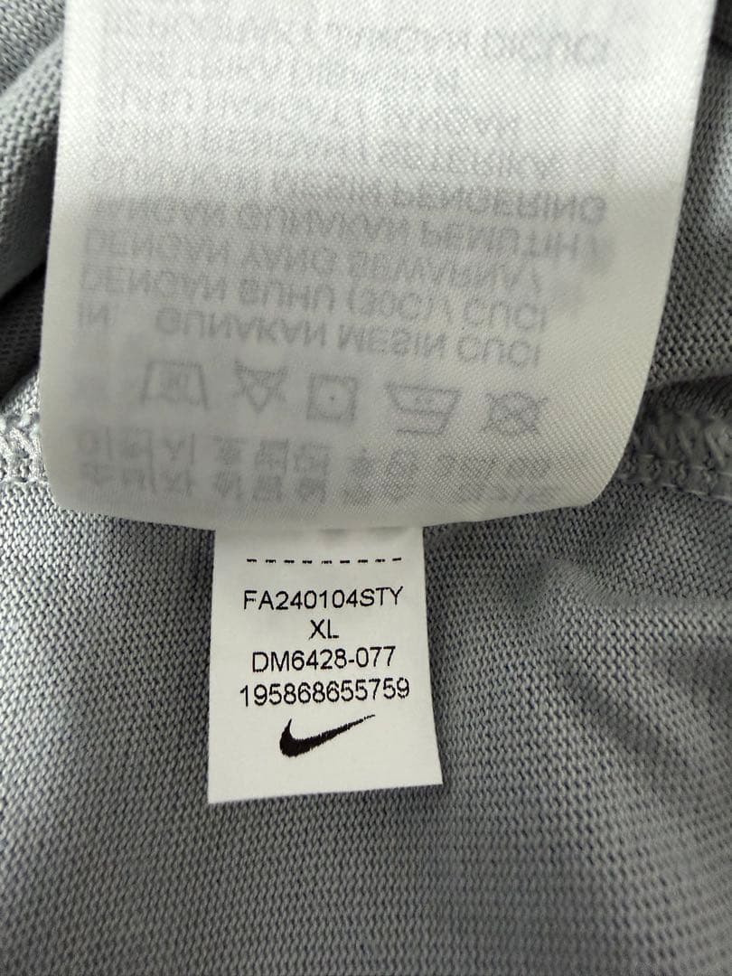 NIKE ナイキ　Tシャツ グレー　XL 新品同様 DM6428-077 — image 5