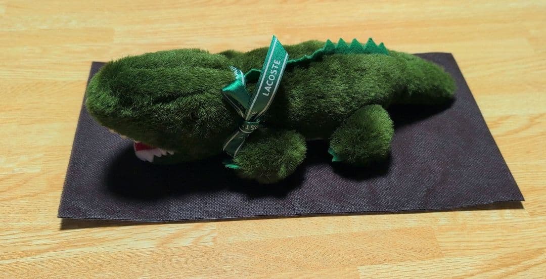 LACOSTE 70周年ノベルティラコステ ワニ ぬいぐるみ 公式品(非売) — image 3