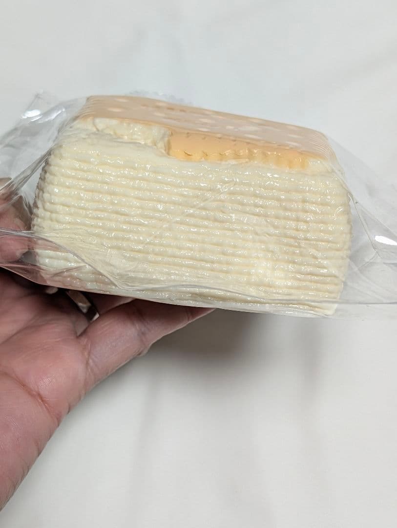 kikisquishy ビスケット 氷バター スクイーズ 800 — image 3