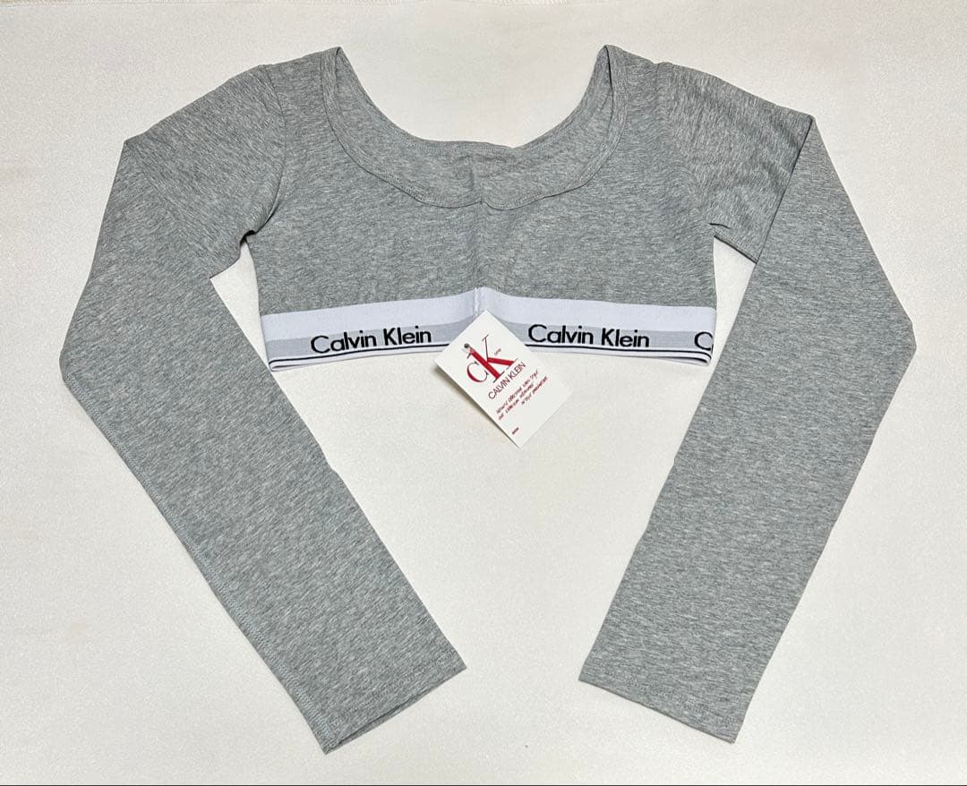 灰M長袖　カルバンクライン　ロングスリーブ レディースＴシャツ — image 3