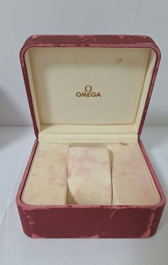 【空箱】OMEGA オメガ ヴィンテージ 赤 時計用 BOXのみ 付属品 D46 — image 4