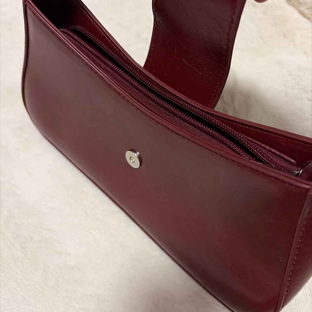 ワインレッド ハンドバッグ — image 2