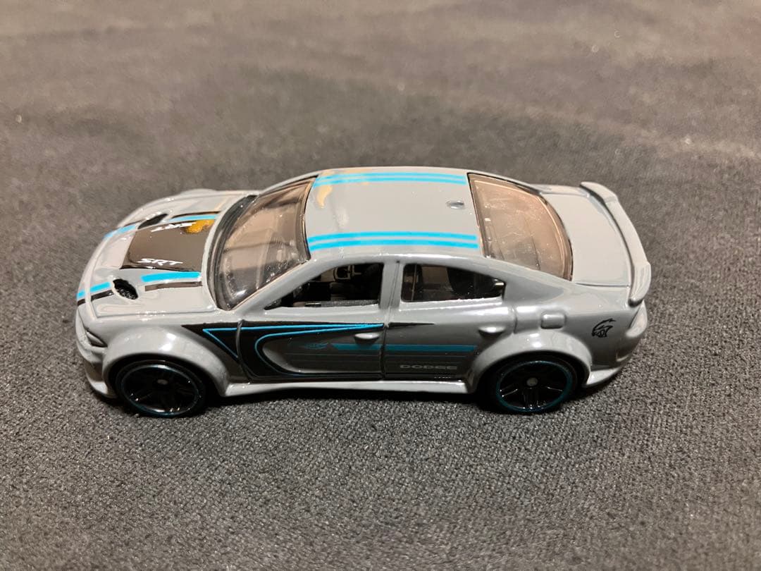 【ホットウィール】2020ダッジチャージャーヘルキャット — image 3
