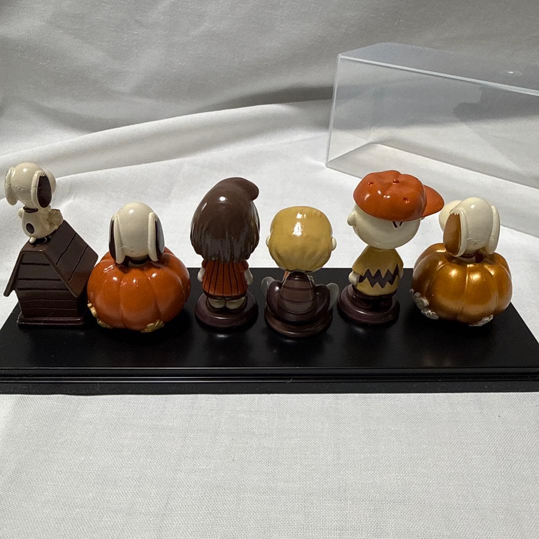 Peanuts フィギュア 6体セット ケース付き 首振りタイプ — image 4