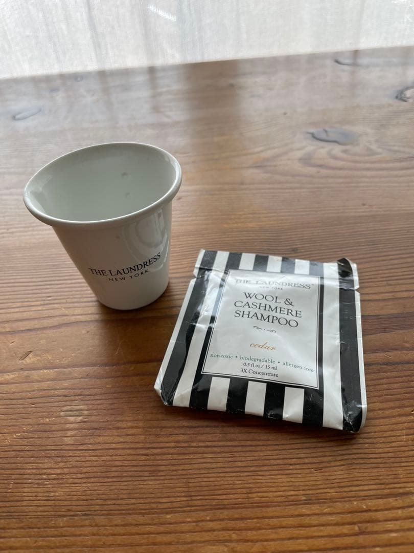 THE LAUNDRE S 小さな軽量カップ＆ニット用洗剤のセット — image 3