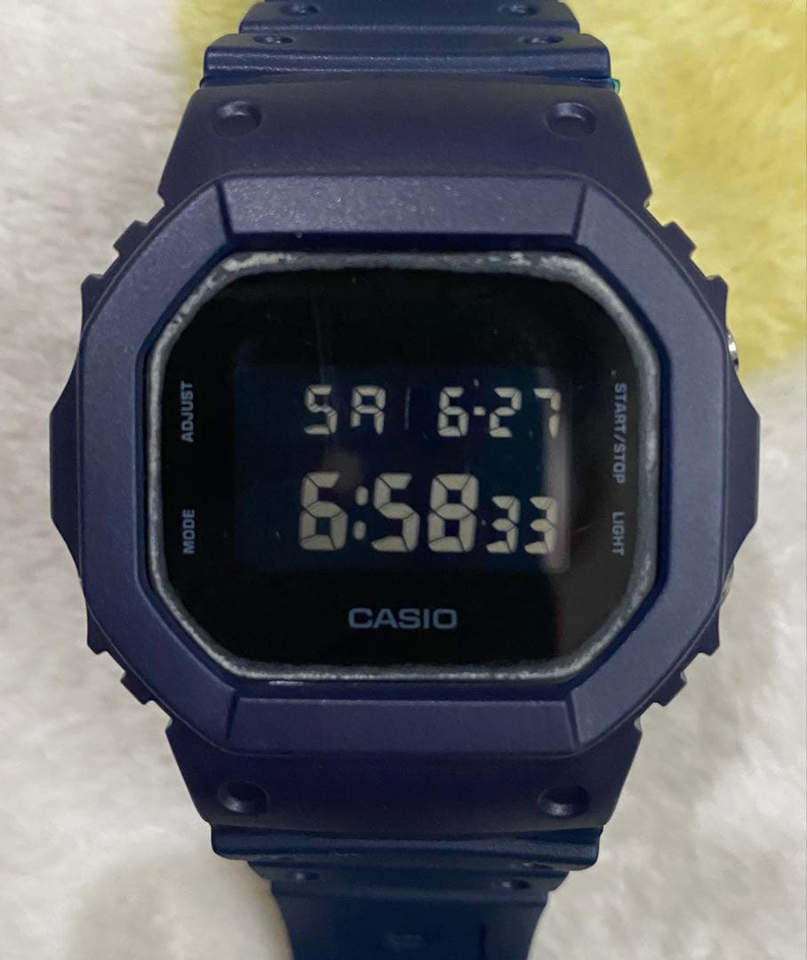 CASIO G-SHOCK DW-5600BB ネイビー — image 2