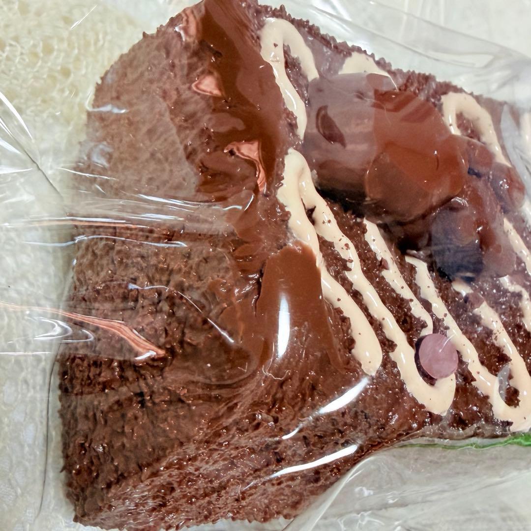 xiaorong シャロオン クマチョコレートケーキ スクイーズ — image 3