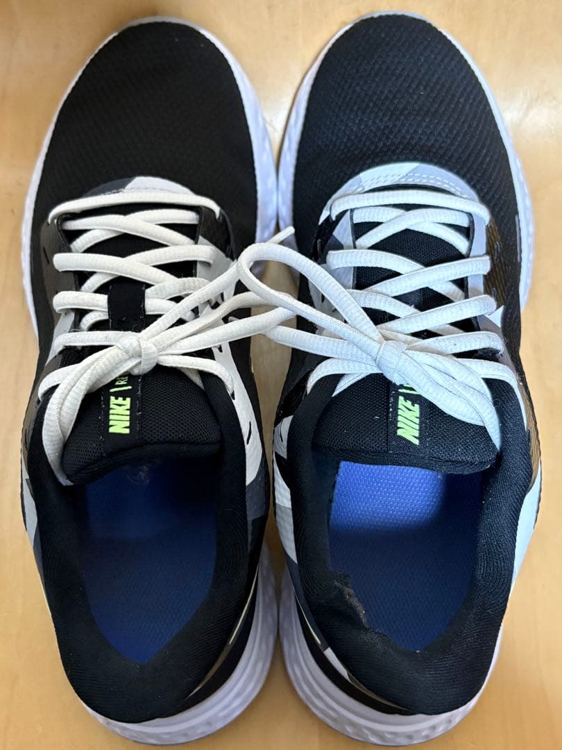 NIKE Revolution 5 ブラック スニーカーサイズ26.5送料込み — image 5