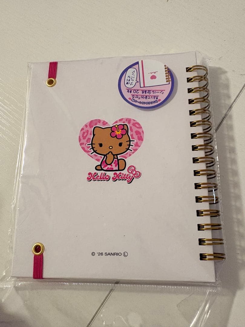 シール帳　Hello Kitty スパイラルノート シール台紙付き — image 2