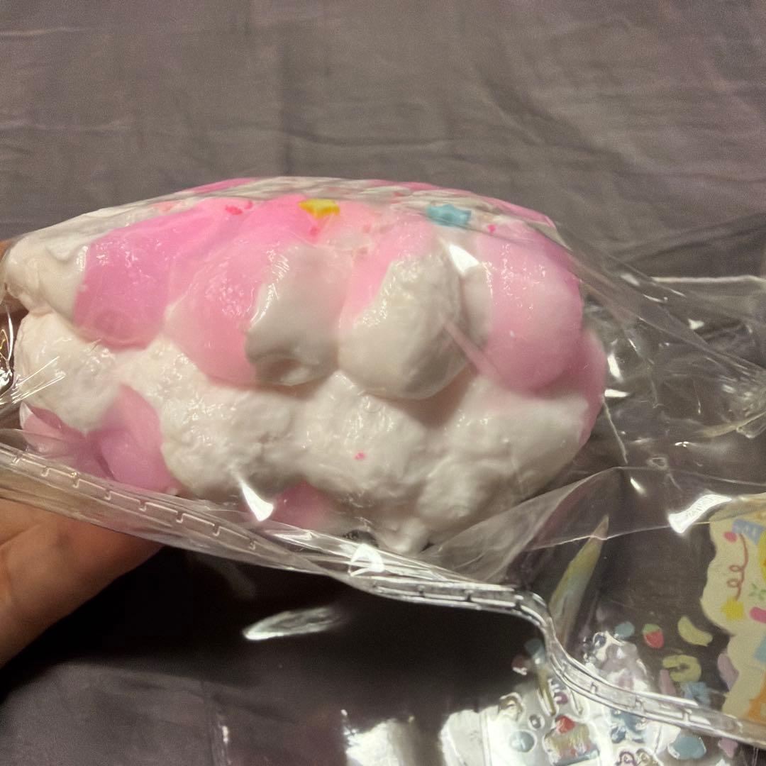 月兎屋 スクイーズ さくらんぼうねうね — image 4