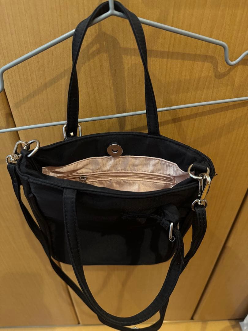 bibiy ビビィ　B" SHINY BAG ショルダーバッグ　ブラック　黒 — image 4