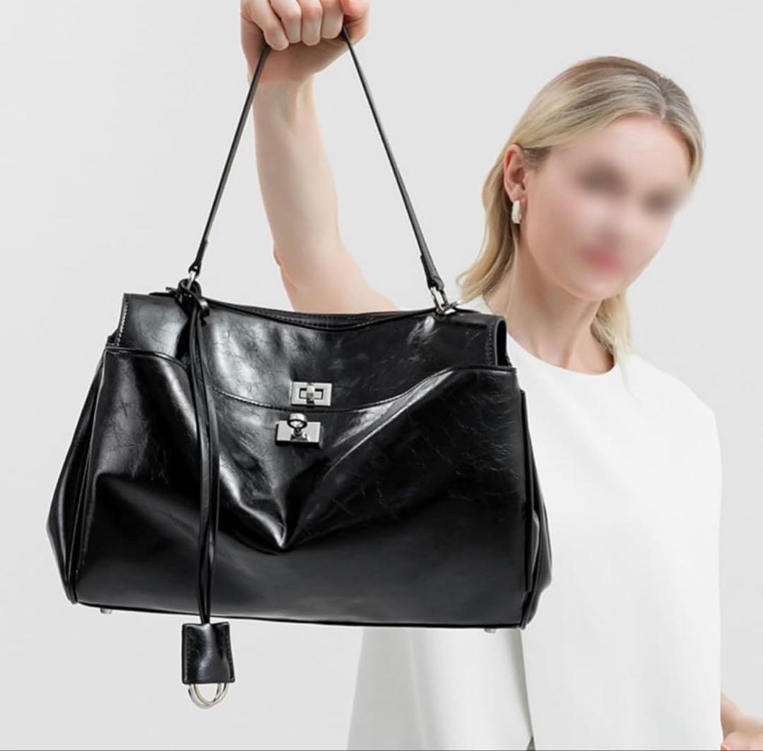 RODEO BAG ブラック ハンドバッグ ターンロック式 — image 2