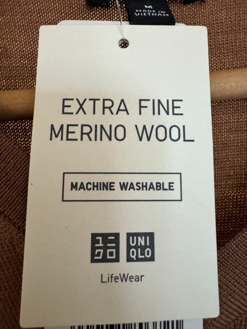 UNIQLO Extra Fine Merino Vネックセーター ブラウン M — image 3