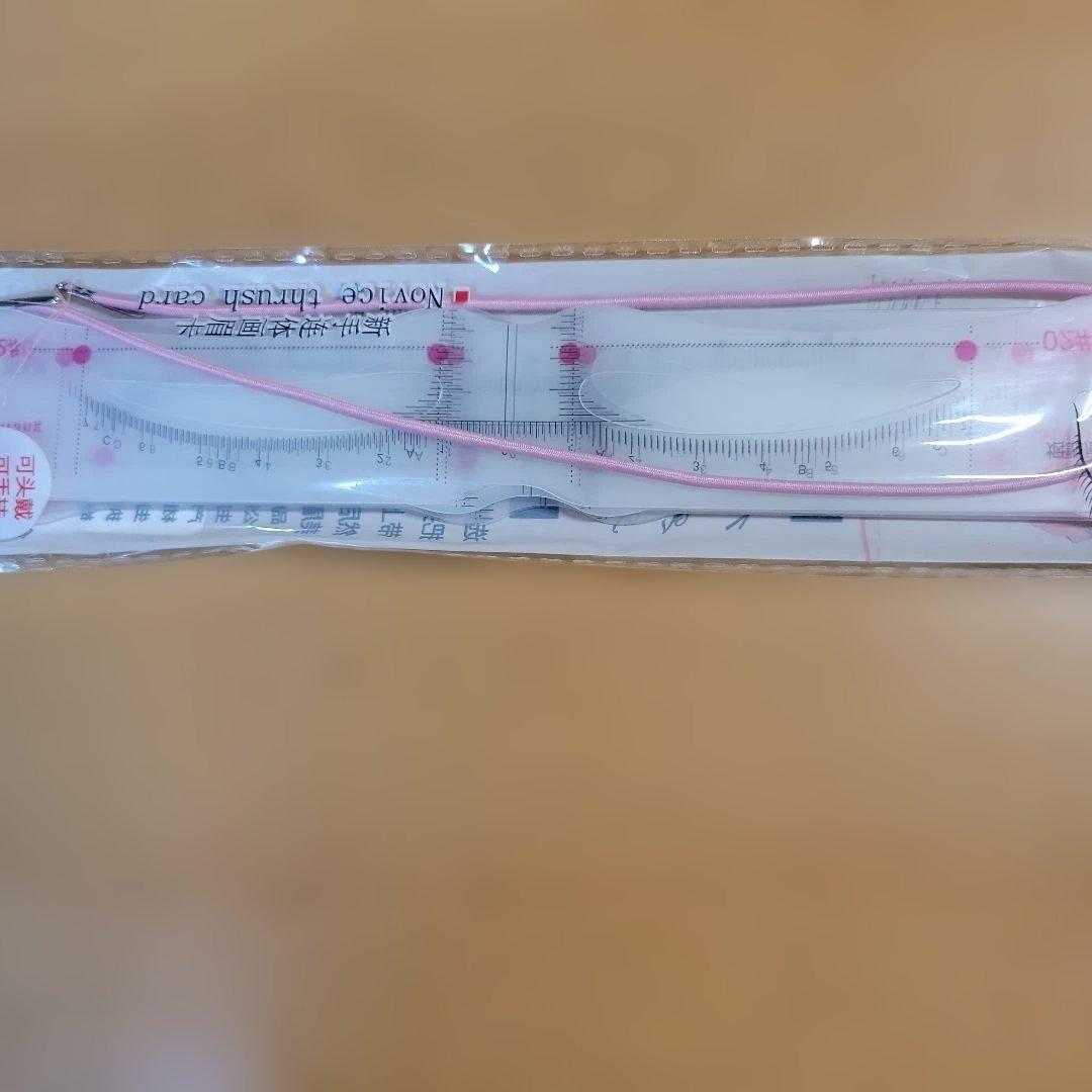 【新品未使用】眉毛テンプレート　時短にも、眉描くのが苦手な方にも — image 2