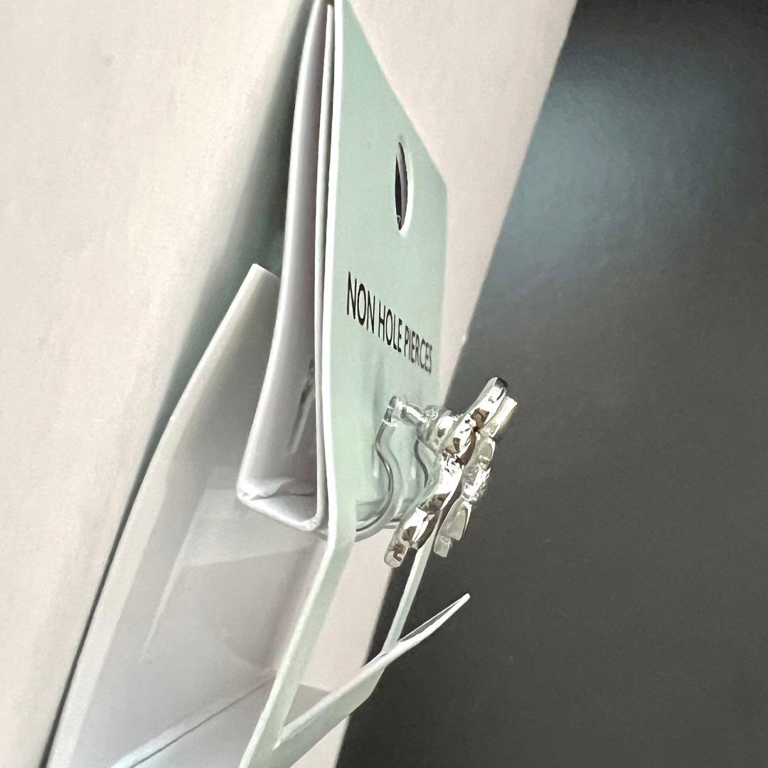 バタフライモチーフ ノンホールピアス　イヤリング — image 2