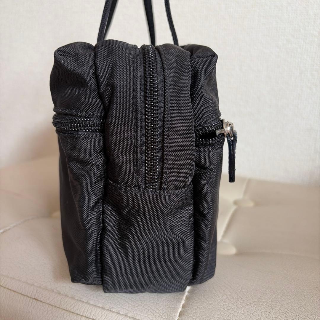 アイグナー　ハンドバッグ　ナイロン　ブラック — image 4