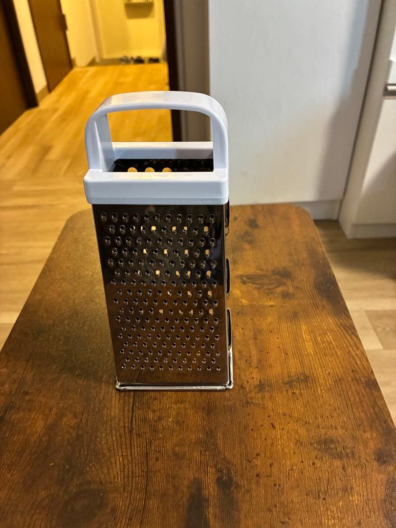 【値下げ‼️】4面 ステンレス チーズグレーター — image 3
