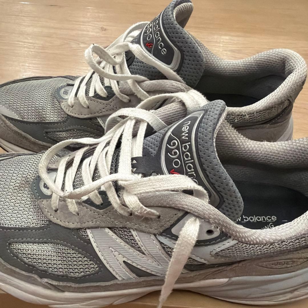 New Balance 990v4 グレー スニーカー — image 2