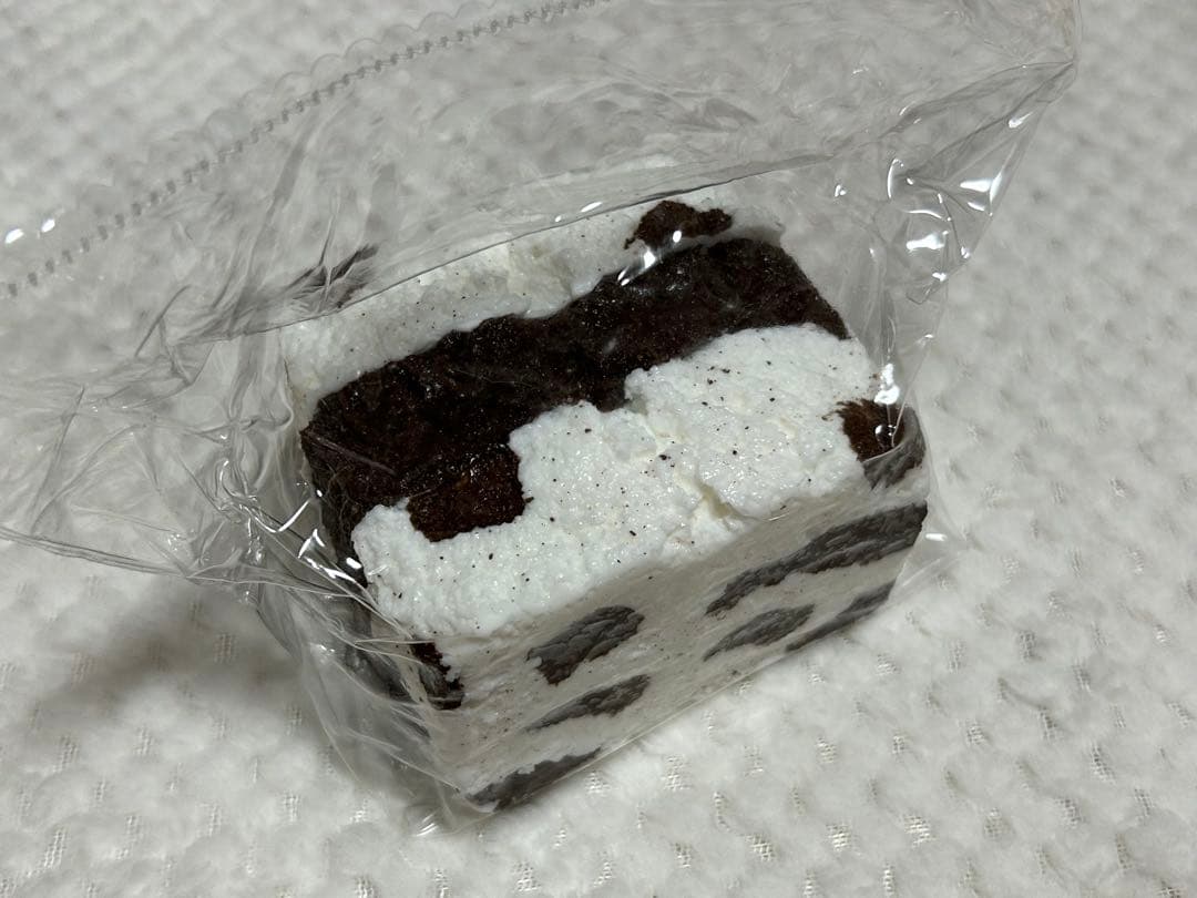 スクイーズ kikisquishy 氷バター チョコトースト 牛柄 — image 3