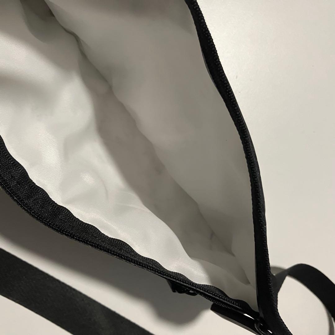 DuPont Tyvek ボディバッグ ウエストポーチ ブラック — image 4