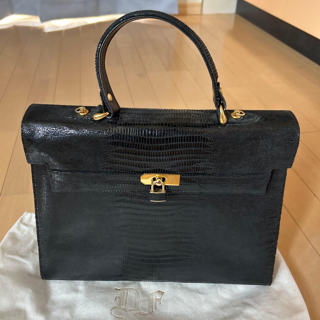 D'Arcy & Telli ハンドバッグ ブラック — image 2