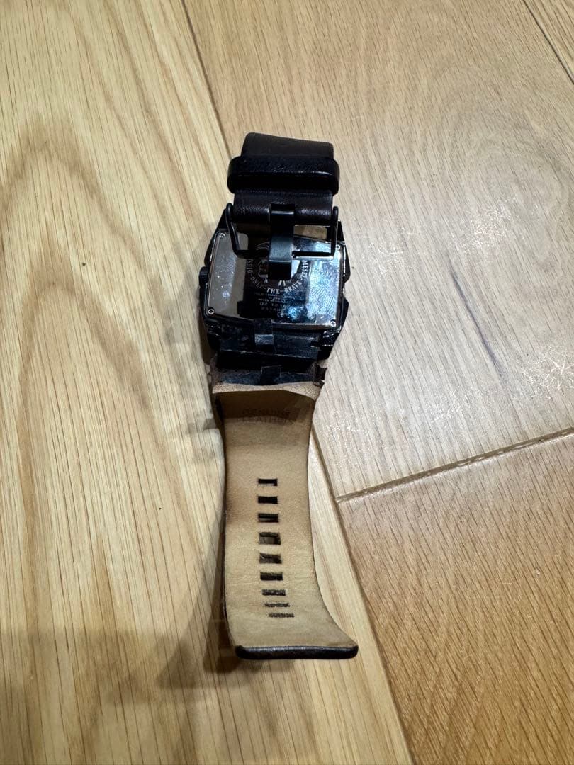 DIESEL 腕時計 スクエアケース レザーベルト — image 4