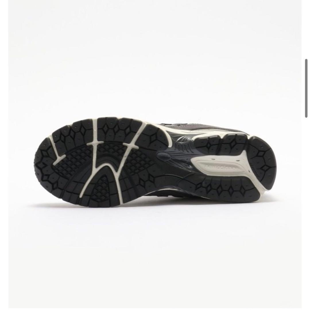 New Balance U2002RCB 2002R スニーカー　ユニセックス — image 4