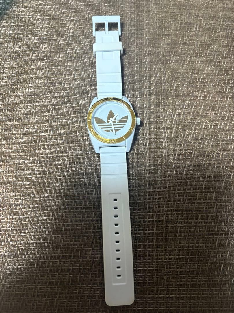 今週のみ割引adidas トレフォイルロゴ 腕時計 ホワイト — image 2