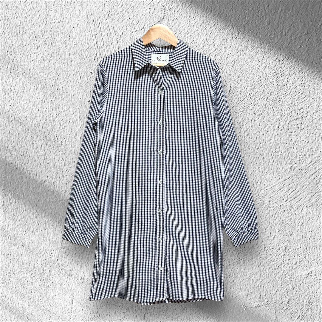 ニコアンド　ロング丈シャツ【フリーサイズ】白✕紺ギンガムチェック　長袖 — image 2