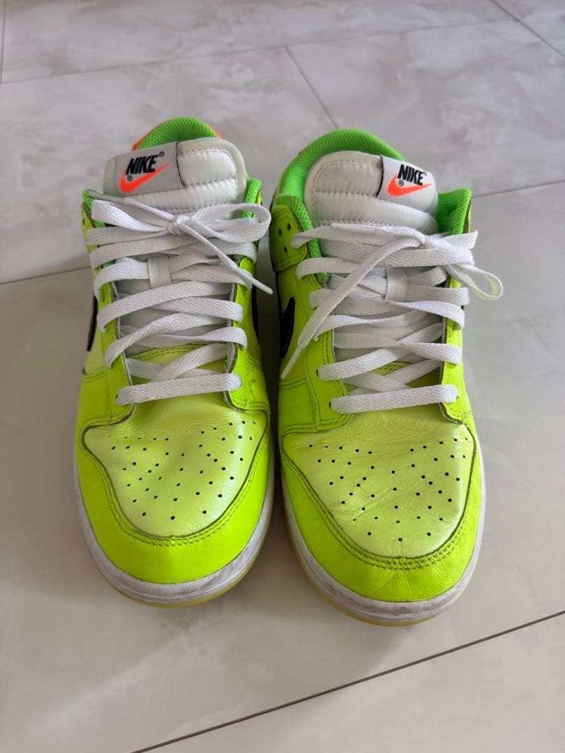 NIKE DUNK LOW 蛍光イエロー "Volt" ダンクロー　ボルト — image 2