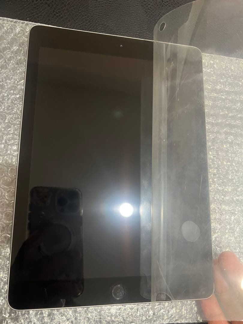 ⑥Apple iPad 第6世代32GB 本体 — image 2