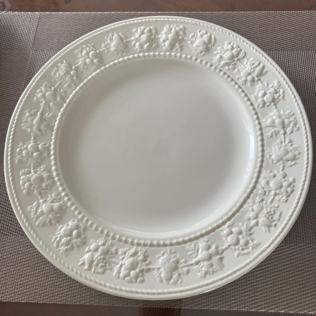 Wedgwood Festivity プレート　アイボリー27cm 皿　2枚 — image 3