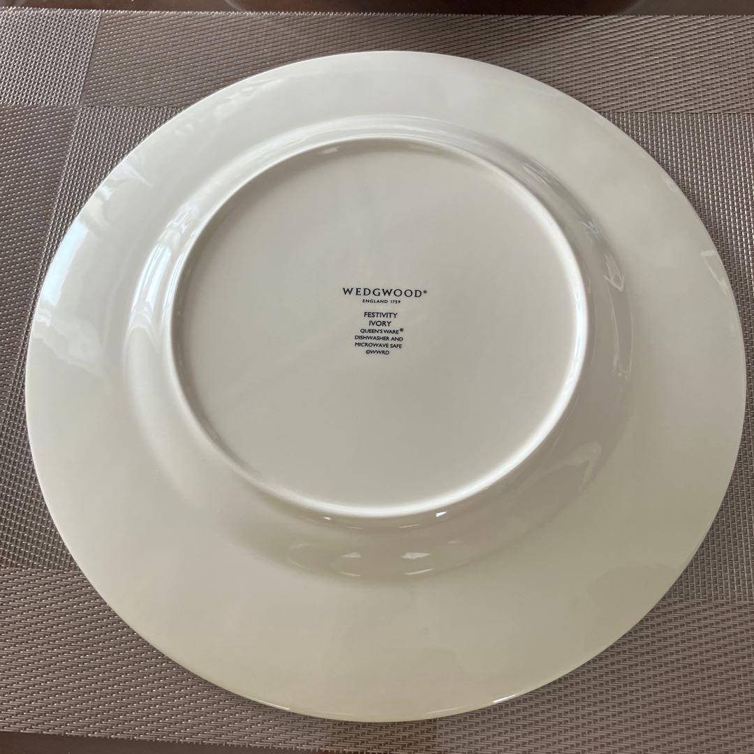 Wedgwood Festivity プレート　アイボリー27cm 皿　2枚 — image 4