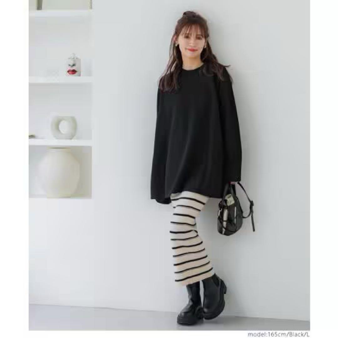 新品 coca ブラック Aライン エンボス加工 長袖トップス M — image 4