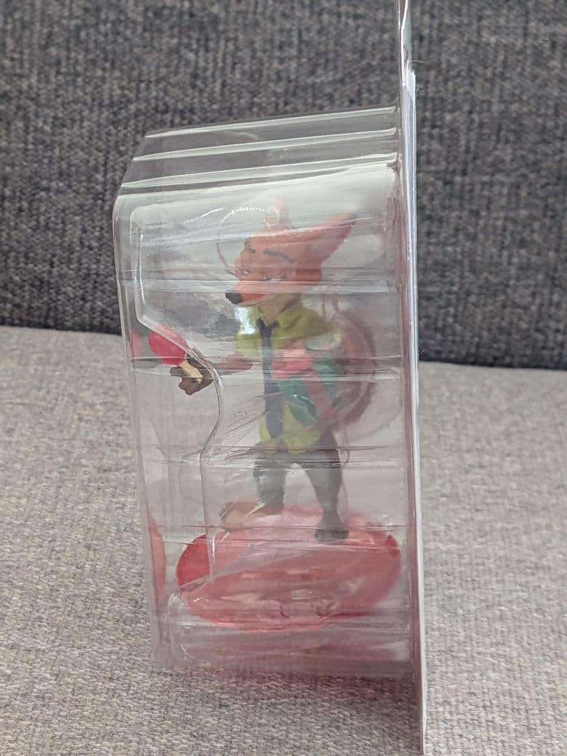 【未開封】Disney Christmas Ornament 2025 ニック — image 2