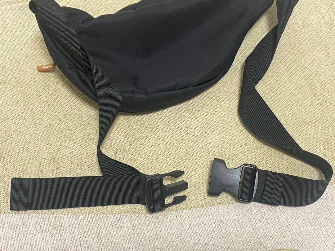 Lee ボディバック　黒 — image 3